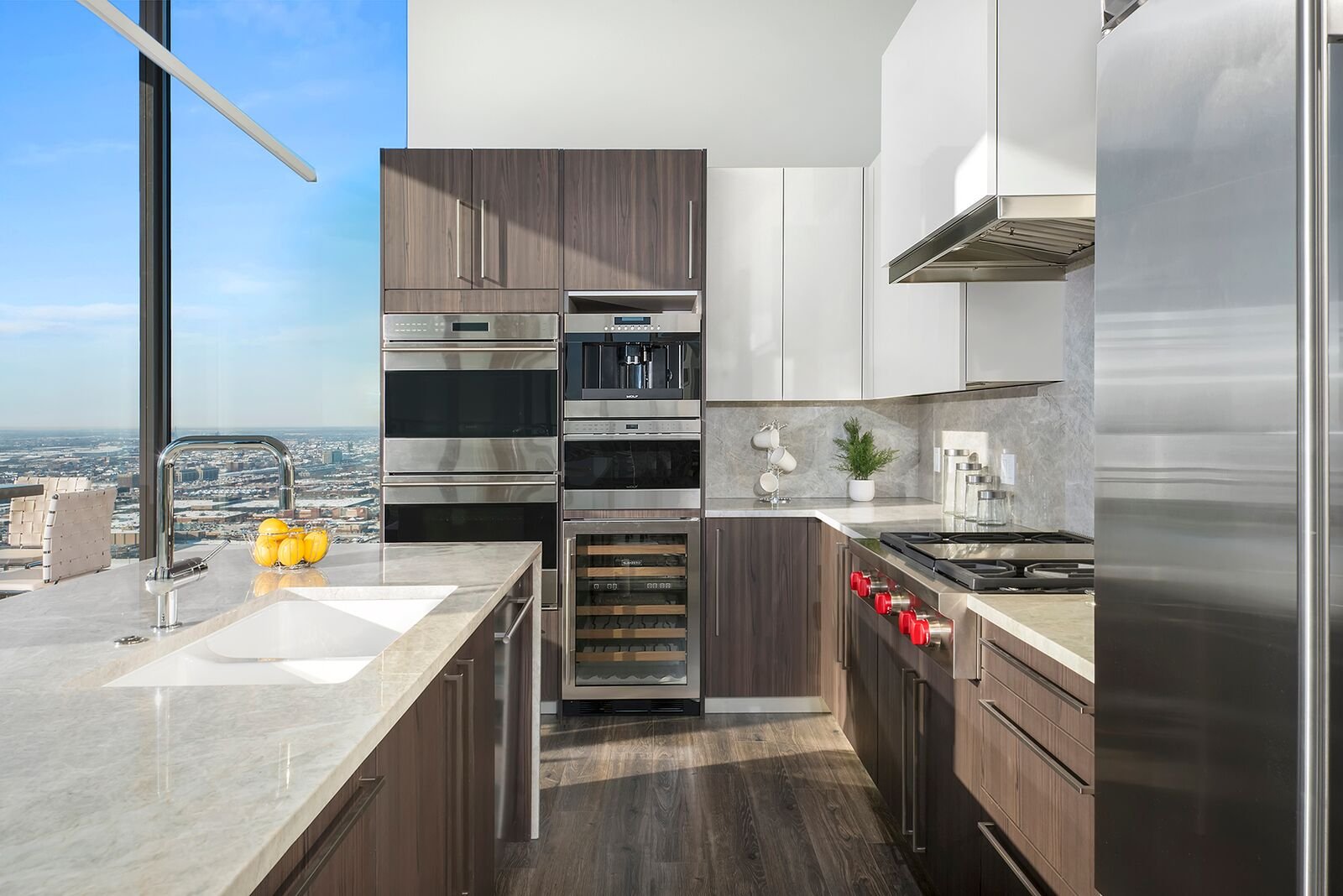 Aptamigo - Chicago Apartment Broker