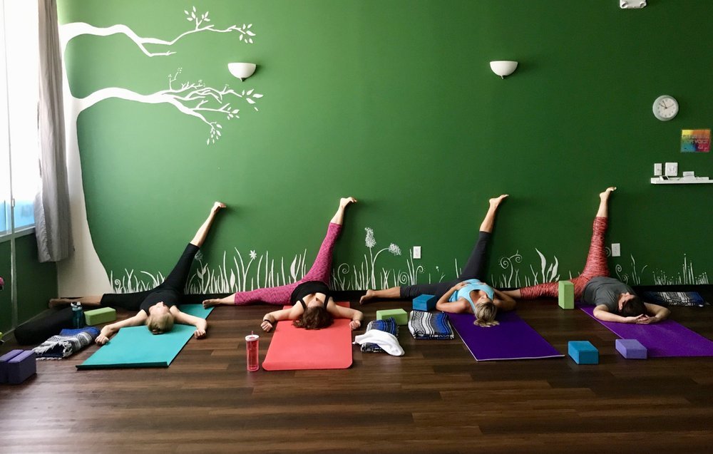 Flow Yoga