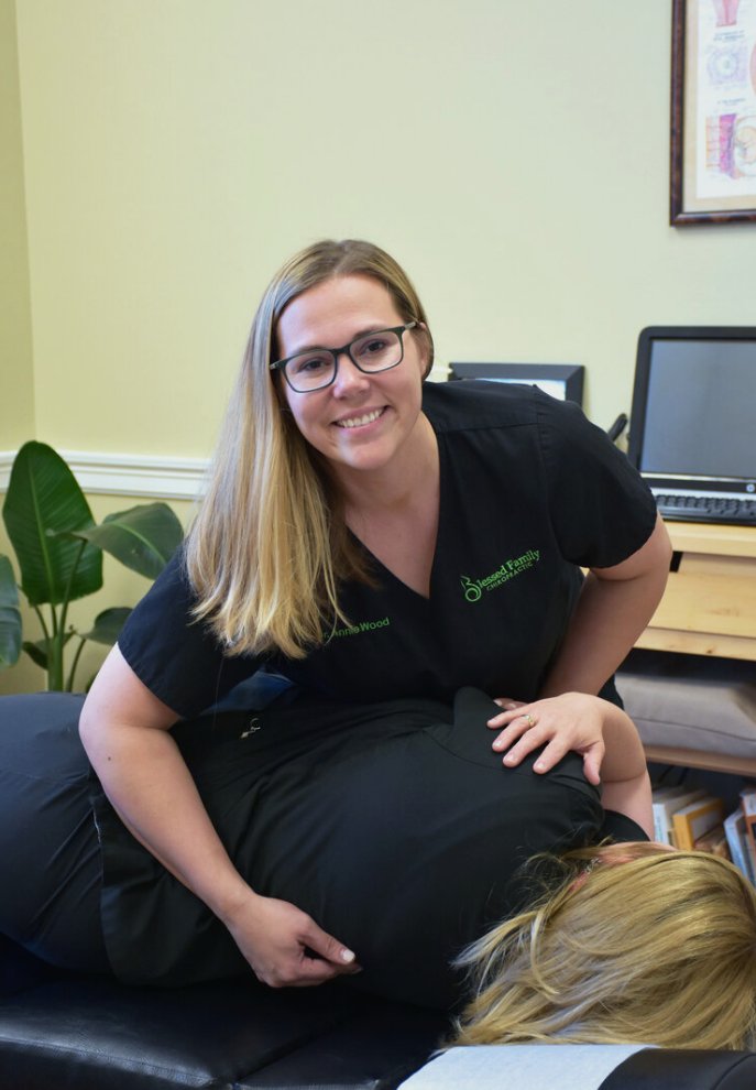 Dr. Annie Wood - American Chiropractic Clinics - Georgetown