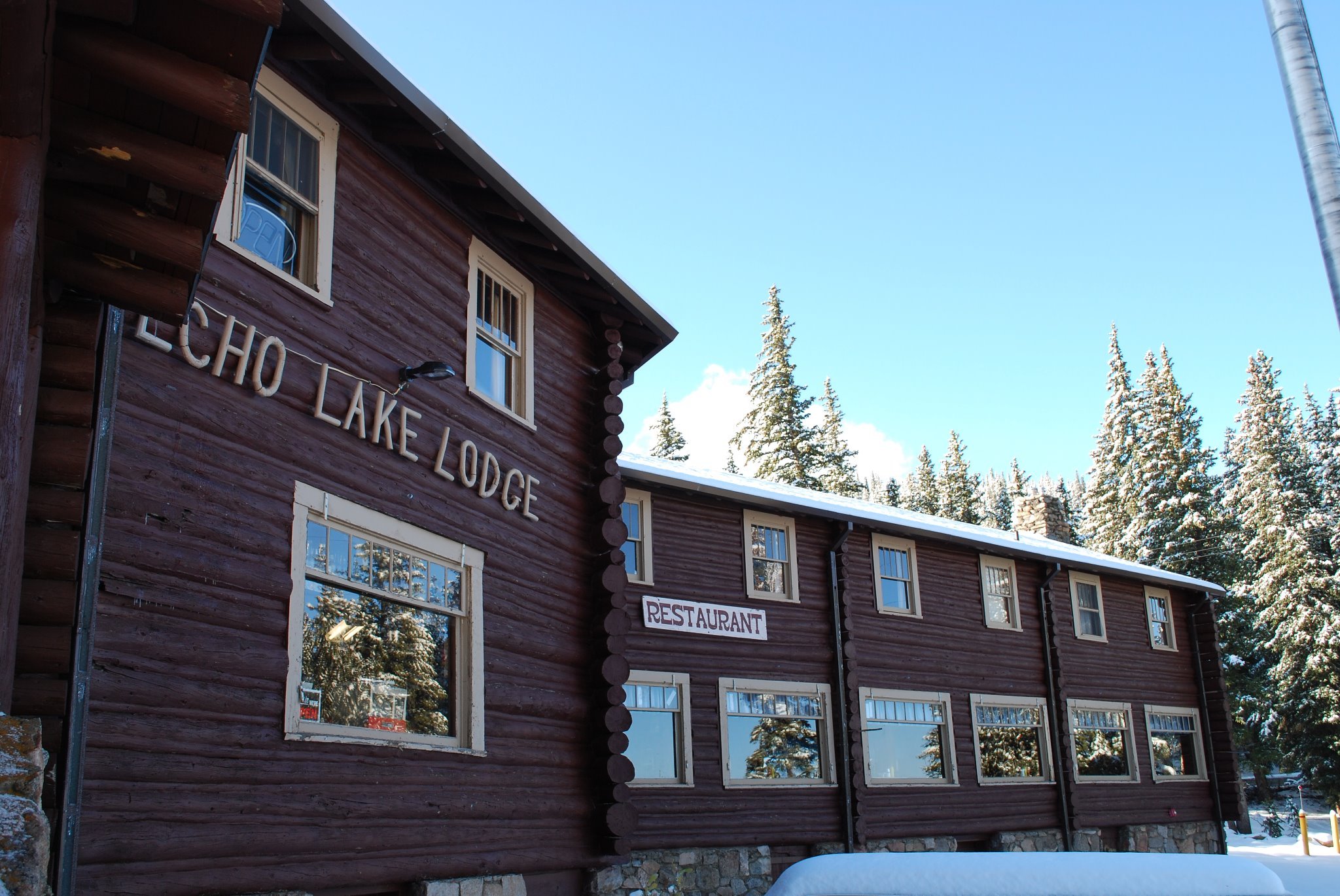 Echo Lake Lodge