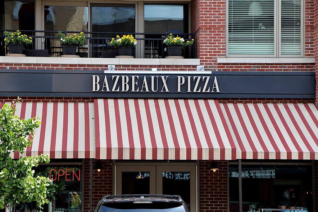 Bazbeaux Pizza