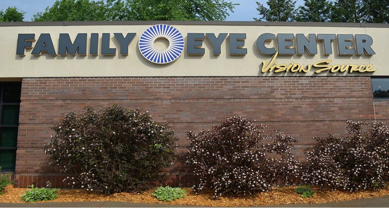 Dr. Kerry Moscovitz (Family Eye And Contact Lens Center)