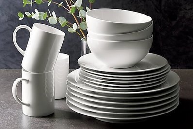 Williams Sonoma Brasserie All-White Dinnerware Reviews • Fresh Chalk